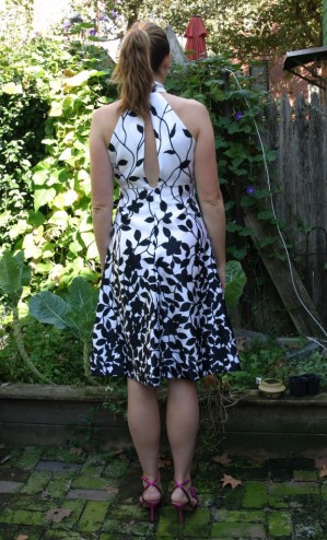 dress-back-621x1024