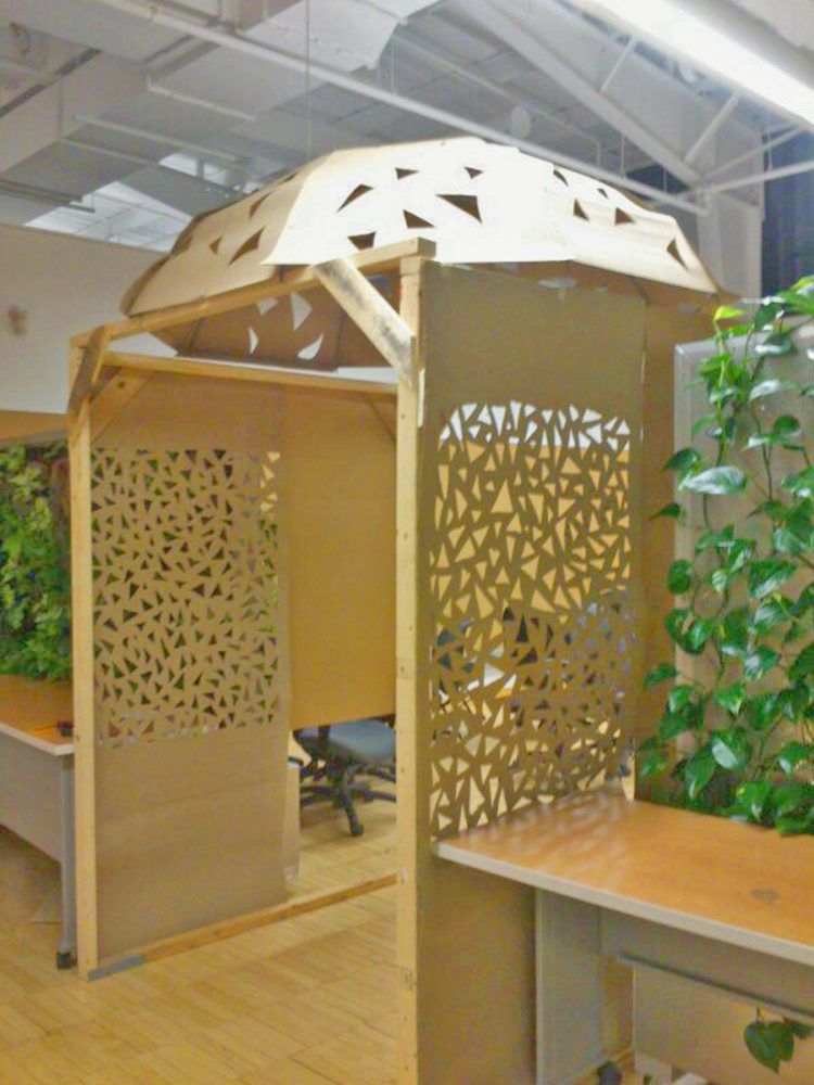 Read more about the article creative umbrella reuse!