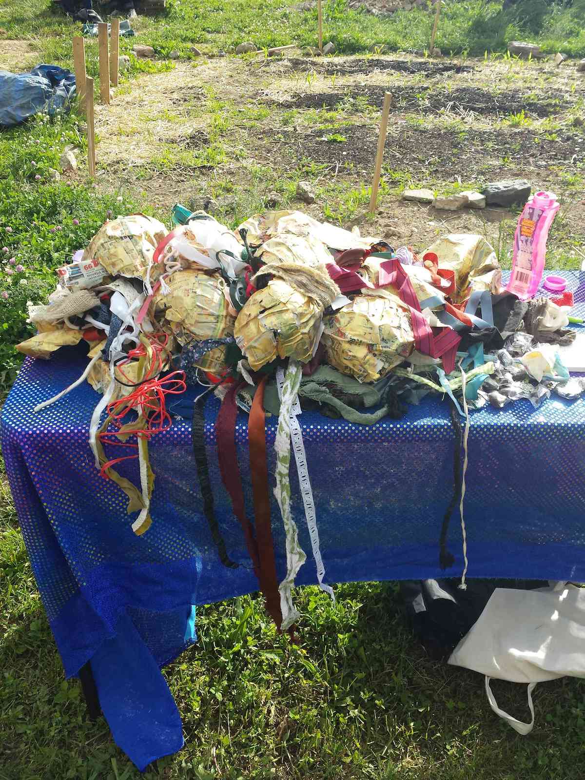 Read more about the article Eileen’s pinatas