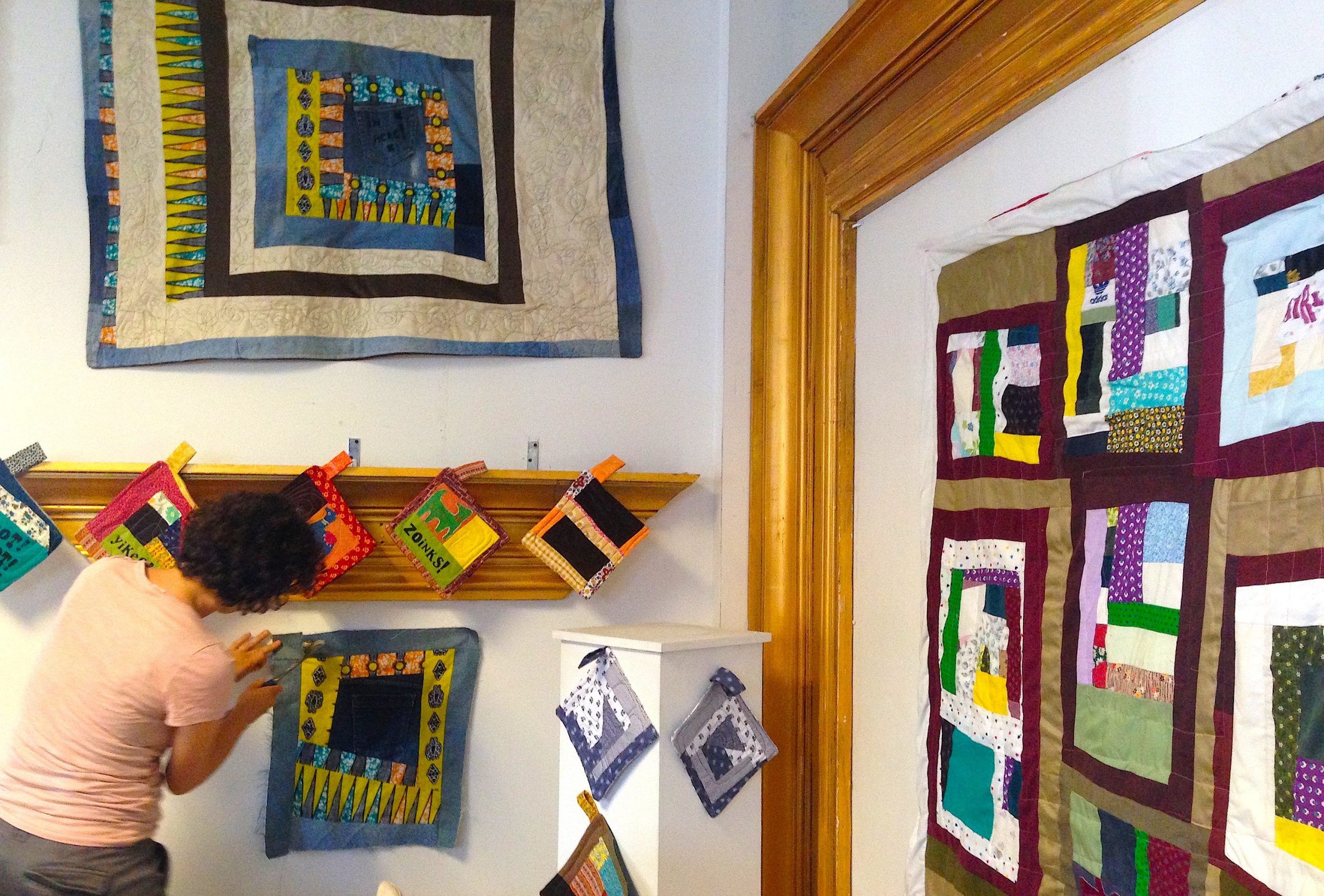 Read more about the article New Life Quilt Exhibit only up for one more week!
