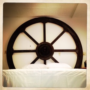 Read more about the article giant wheel scenery becomes headboard!