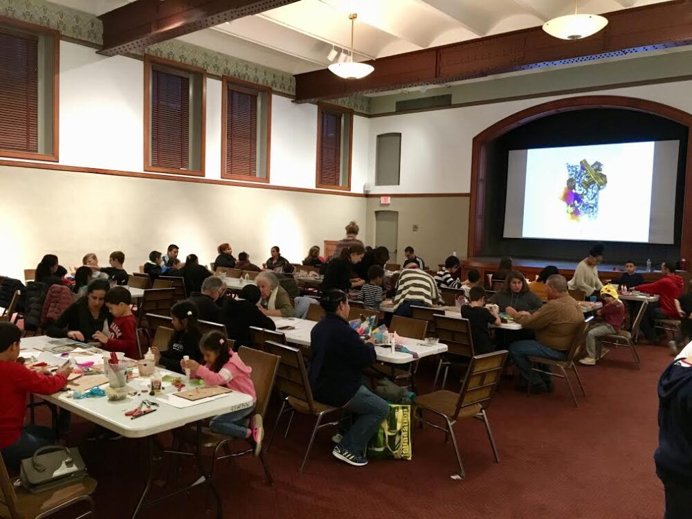 Read more about the article Creative Reuse in Family Art Adventures at PAFA